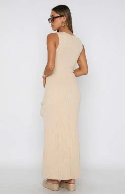 Tami Maxi Dress Cream -Outlet The Lounge Vibe Store 20.07.23 241103