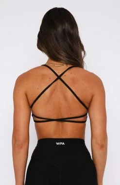 She's Healthy Sports Crop Black -Outlet The Lounge Vibe Store 20.09.222360