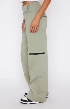 One Sided Pants Khaki -Outlet The Lounge Vibe Store 20.09.223434