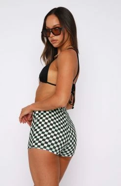 Tulum Vacay Mini Shorts Green Check 9 Tulum Vacay Mini Shorts Green Check -Outlet The Lounge Vibe Store 20.09.224170