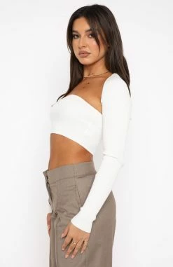 Forgetting You Ribbed Knit Long Sleeve Crop White -Outlet The Lounge Vibe Store 21.07.22 472