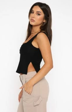Taking Off Top Black -Outlet The Lounge Vibe Store 21.07.22 787