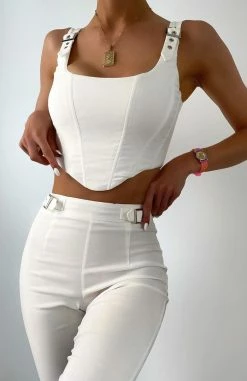 Keep Me Close Bustier White 14 Keep Me Close Bustier White -Outlet The Lounge Vibe Store 219886422 1023144131763355 8962762418901572265 n