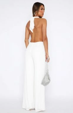 Penthouse View Sequin Jumpsuit White 8 Penthouse View Sequin Jumpsuit White -Outlet The Lounge Vibe Store 22.06.2334138 1