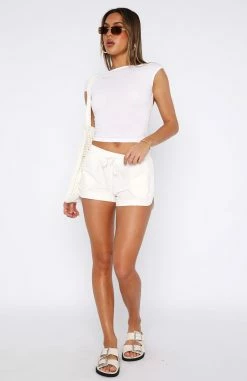 Channel Surfing Shorts White -Outlet The Lounge Vibe Store 22.06.2335095