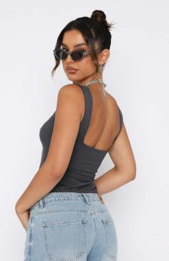 Taking Off Top Charcoal -Outlet The Lounge Vibe Store 22.12.2219071