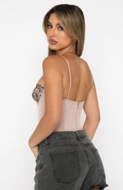 Unforgettable Bustier Nude -Outlet The Lounge Vibe Store 23.06.22 035
