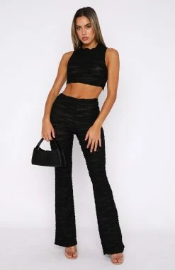 Pushing Through Crop Black -Outlet The Lounge Vibe Store 25.10.2212836