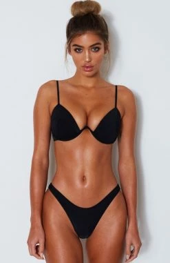 Catalina Bikini Top Black 12 Catalina Bikini Top Black -Outlet The Lounge Vibe Store 26 04 18images 23 2