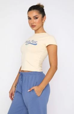 Moving Different Baby Tee Cream 8 Moving Different Baby Tee Cream -Outlet The Lounge Vibe Store 26.05.22 1087