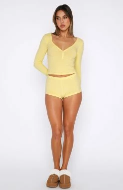 Girl Talk Pyjama Set Lemon 10 Girl Talk Pyjama Set Lemon -Outlet The Lounge Vibe Store 27.07.2342884 f437c158 2566 403b b6ff 4e2fff35f19b