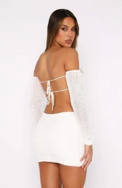 Summer's Over Long Sleeve Mini Dress White 9 Summer's Over Long Sleeve Mini Dress White -Outlet The Lounge Vibe Store 27.07.2343277
