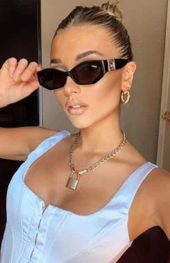 Kensington Sunglasses Black 13 Kensington Sunglasses Black -Outlet The Lounge Vibe Store 271388461 1213721032371094 2434312500778491120 n