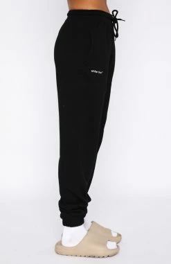 Not An Issue Sweatpants Black -Outlet The Lounge Vibe Store 28.04.22 1001
