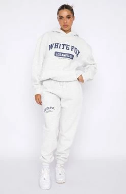 Varsity Vibe Hoodie Grey Marle -Outlet The Lounge Vibe Store 28.04.22 1060