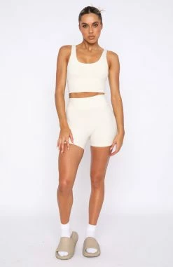 Keep Up High Waisted Shorts Stone -Outlet The Lounge Vibe Store 28.04.22 1920 a2c43f4d 96fc 416c 91d9 b5a067bd8f1f