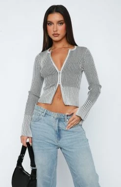 Moonlight Kiss Long Sleeve Top Charcoal 6 Moonlight Kiss Long Sleeve Top Charcoal -Outlet The Lounge Vibe Store 29.05.2321156