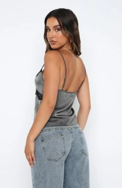 Lost In Your Light Top Charcoal -Outlet The Lounge Vibe Store 29.12.220927