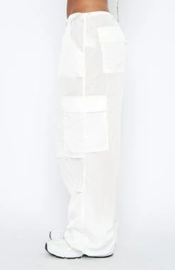 Be The Moment Pants White -Outlet The Lounge Vibe Store 29.12.221315