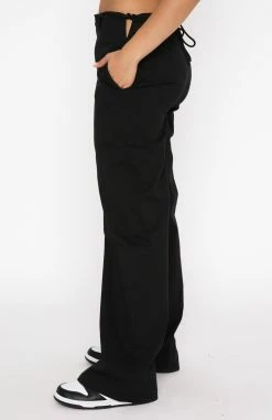 Like What You See Pants Black -Outlet The Lounge Vibe Store 30.06.22 1732