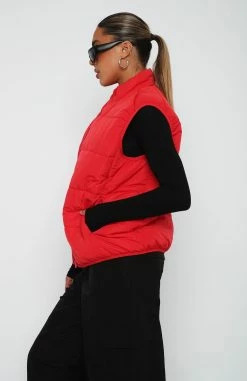Outside The Lines Puffer Vest Red -Outlet The Lounge Vibe Store 30.3.2314724