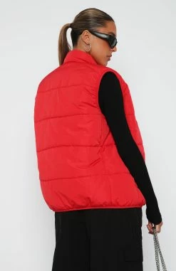 Outside The Lines Puffer Vest Red -Outlet The Lounge Vibe Store 30.3.2314731