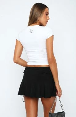 Inaccessible Baby Tee White 7 Inaccessible Baby Tee White -Outlet The Lounge Vibe Store 31.05.2322618