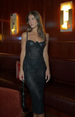 Forever Your Girl Midi Dress Black -Outlet The Lounge Vibe Store 330414741 214269611148864 5554513602115352245 n