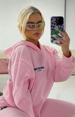 Offstage Hoodie Posy Pink -Outlet The Lounge Vibe Store 348297628 670848271518072 3469893697000673809 n c3fe8897 a684 4645 93f4 5b90e7d06e5e