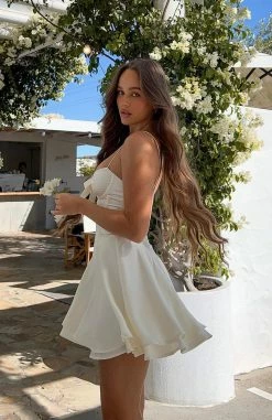 Stay Together Mini Dress Cream -Outlet The Lounge Vibe Store 351026471 3625409817693151 6946644001335250512 n