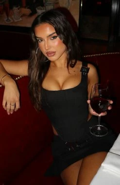 Gravity Bustier Black -Outlet The Lounge Vibe Store 352449950 280011664435907 2087852208938812983 n