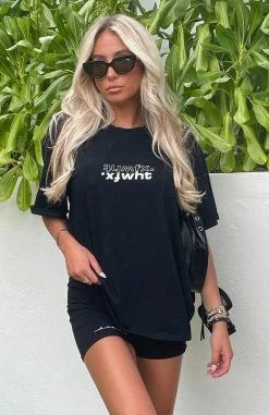 Catching Feelings Tee Black