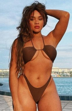 Belmont Bottoms Chocolate 18 Belmont Bottoms Chocolate -Outlet The Lounge Vibe Store Ana c32dd7ee 0ab2 4517 b76d 92440750b4a4