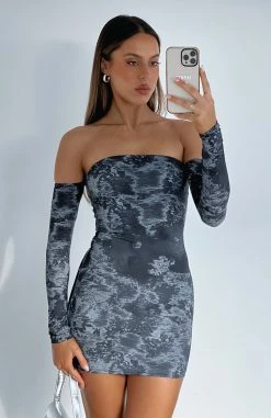 Bad Reputation Long Sleeve Mini Dress Onyx Floral 11 Bad Reputation Long Sleeve Mini Dress Onyx Floral -Outlet The Lounge Vibe Store BAD REPUTATION LONG SLEEVE MINI DRESS 220823 003