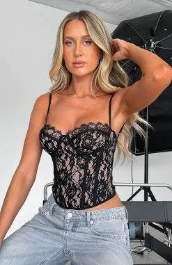 Dreamy Moments Lace Bustier Black 11 Dreamy Moments Lace Bustier Black -Outlet The Lounge Vibe Store DREAMY MOMENTS LACE BUSTIER 13.05.23 04