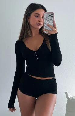 Girl Talk Pyjama Set Black -Outlet The Lounge Vibe Store GIRL TALK PYJAMA 181022 15