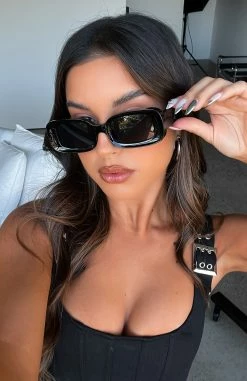 Harmony Sunglasses Black -Outlet The Lounge Vibe Store GRAVITY BUSTIER USED TO ME SKIRT HARMONY SUNGLASSES 09.05.23 02