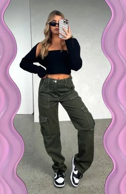 Keep On Moving Pants Khaki 12 Keep On Moving Pants Khaki -Outlet The Lounge Vibe Store IMG 0724 ec652f75 fd8d 49f8 abb8 3c8c38200351