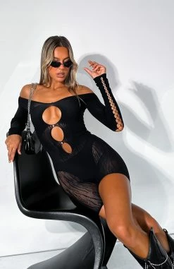 Divine Woman Long Sleeve Playsuit Black 15 Divine Woman Long Sleeve Playsuit Black -Outlet The Lounge Vibe Store IMG 2580