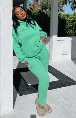 Do The Most Sweatpants Jolly Green -Outlet The Lounge Vibe Store IMG 2834 fc7ed36d dc4c 405c aaa3 c42302fda858