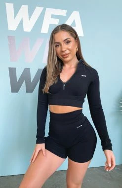 Seamless High Waisted Shorts Black -Outlet The Lounge Vibe Store IMG 3001