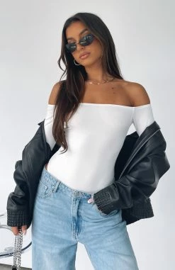 Lose My Mind Long Sleeve Bodysuit White -Outlet The Lounge Vibe Store IMG 3141