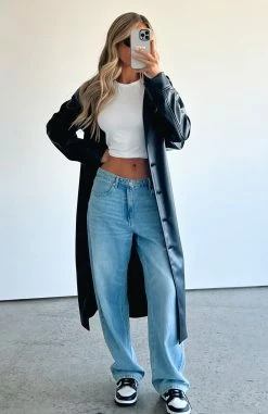 Rainy Day PU Trench Coat Black 16 Rainy Day PU Trench Coat Black -Outlet The Lounge Vibe Store IMG 4227