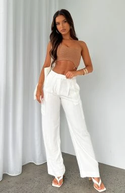 Who Do You Think You Are Linen Pants White -Outlet The Lounge Vibe Store IMG 5181 f819e9a2 0ea7 4feb b7fa ee456d9e01f9