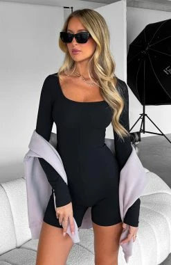 Under My Spell Long Sleeve Playsuit Black 15 Under My Spell Long Sleeve Playsuit Black -Outlet The Lounge Vibe Store IMG 7054