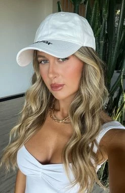 Wait Your Turn Cap White -Outlet The Lounge Vibe Store IMG 7259 479df3d1 dcd4 45f3 a390 44e5bf396bc7