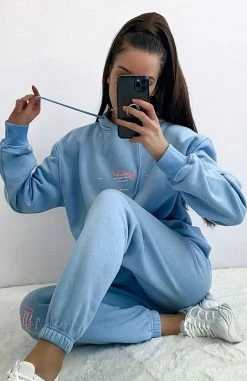 The New Way Hoodie Baby Blue 17 The New Way Hoodie Baby Blue -Outlet The Lounge Vibe Store InstaLiene2 c552e9c8 e771 4173 83dd ab47a5699866