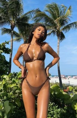 Caribbean Bikini Top Chocolate 14 Caribbean Bikini Top Chocolate -Outlet The Lounge Vibe Store JENNLEEZY