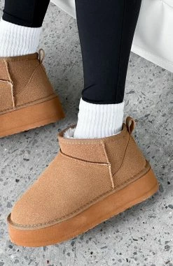 Jet Setter Platform Snug Boots Chestnut 12 Jet Setter Platform Snug Boots Chestnut -Outlet The Lounge Vibe Store JET SETTER PLATFORM 07.02.23 001