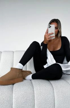 Jet Setter Platform Snug Boots Chestnut 17 Jet Setter Platform Snug Boots Chestnut -Outlet The Lounge Vibe Store JET SETTER PLATFORM 07.02.23 006